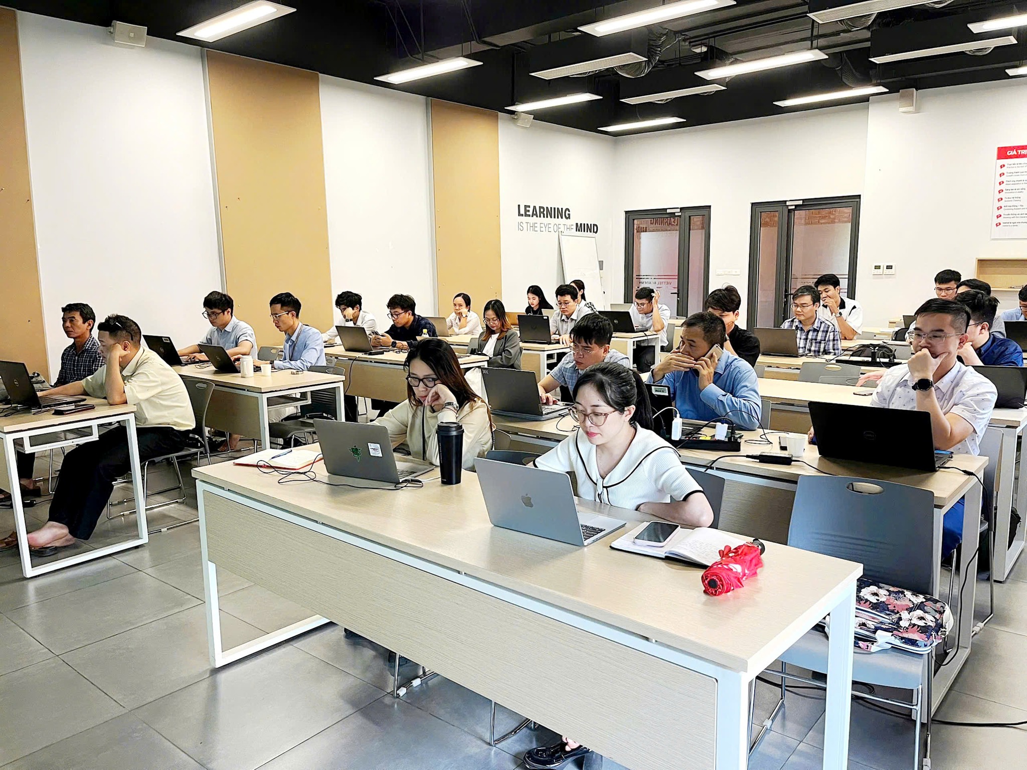Hoạt động đào tạo EDI